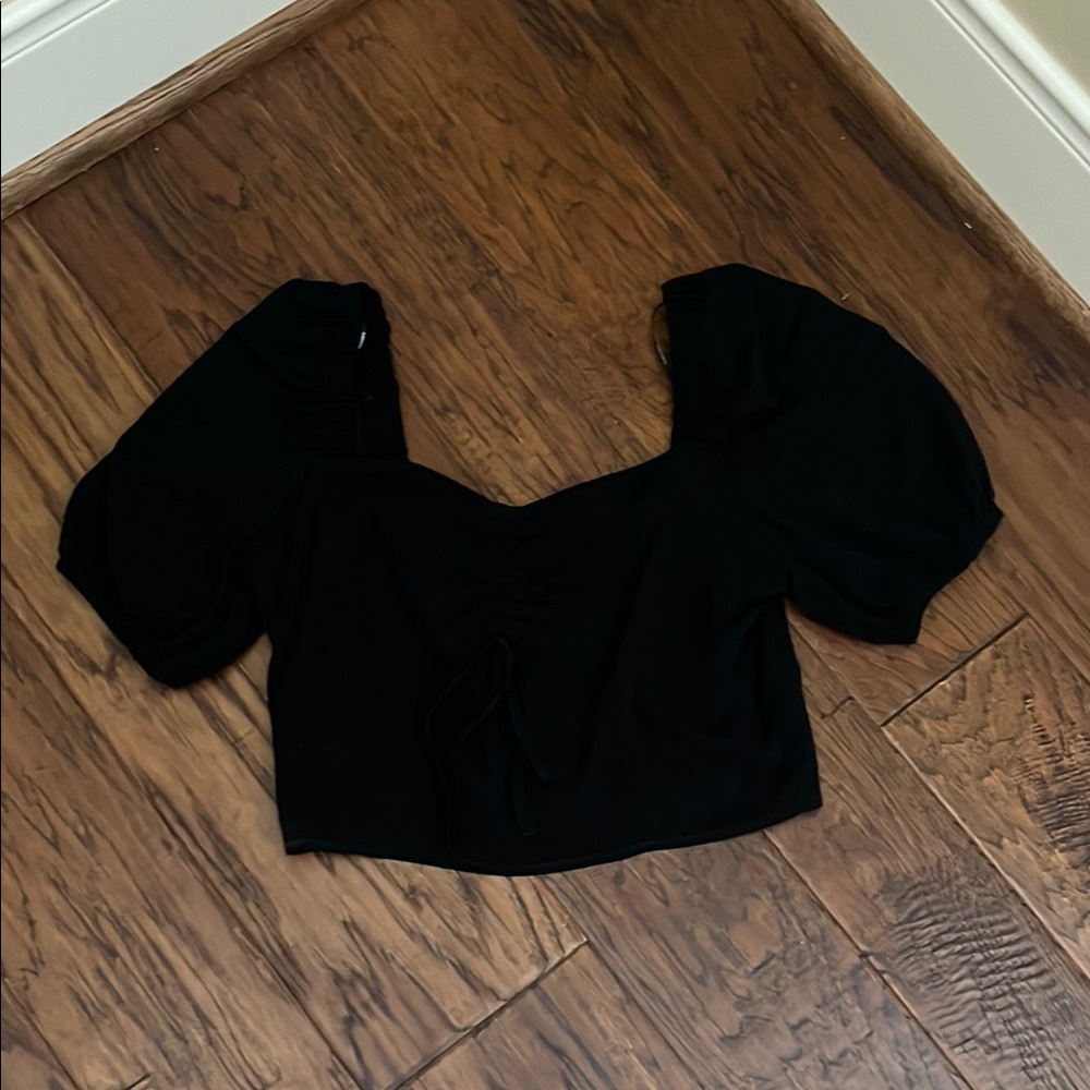 Forever 21 black cropped blouse